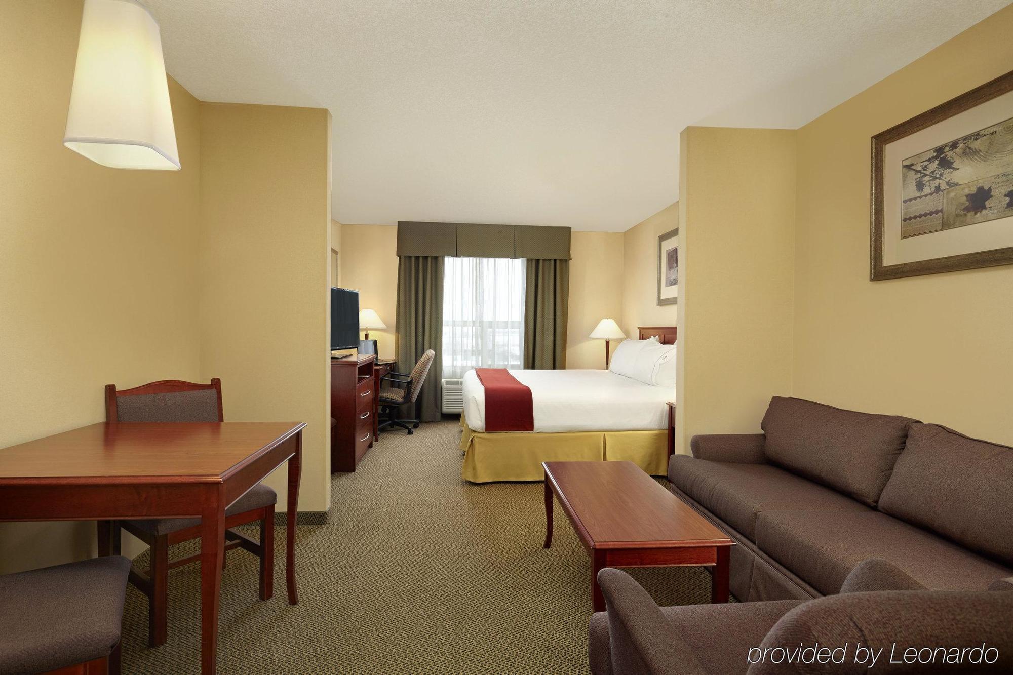 Holiday Inn Express Hotel & Suites Sherwood Park-Edmonton Area By Ihg Extérieur photo