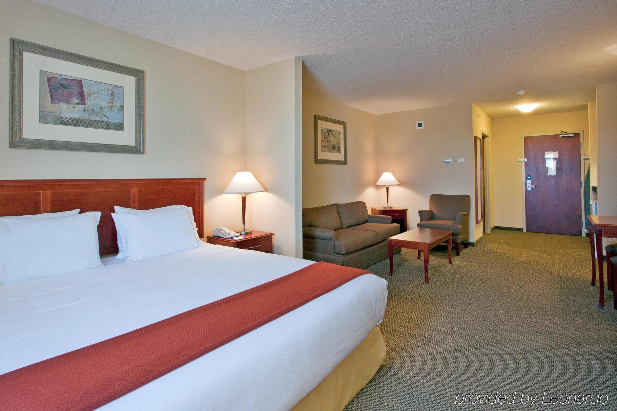 Holiday Inn Express Hotel & Suites Sherwood Park-Edmonton Area By Ihg Extérieur photo