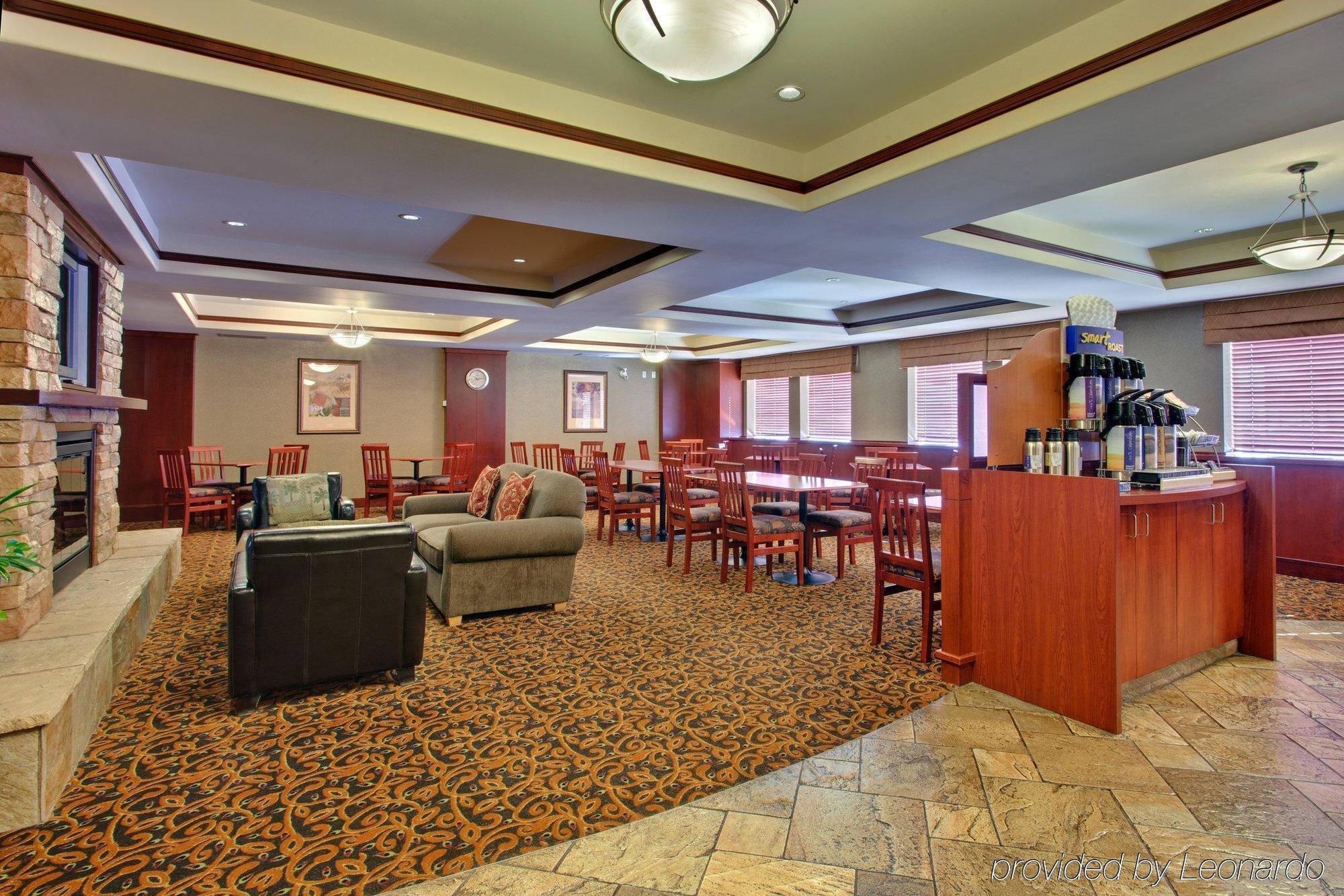Holiday Inn Express Hotel & Suites Sherwood Park-Edmonton Area By Ihg Restaurant photo